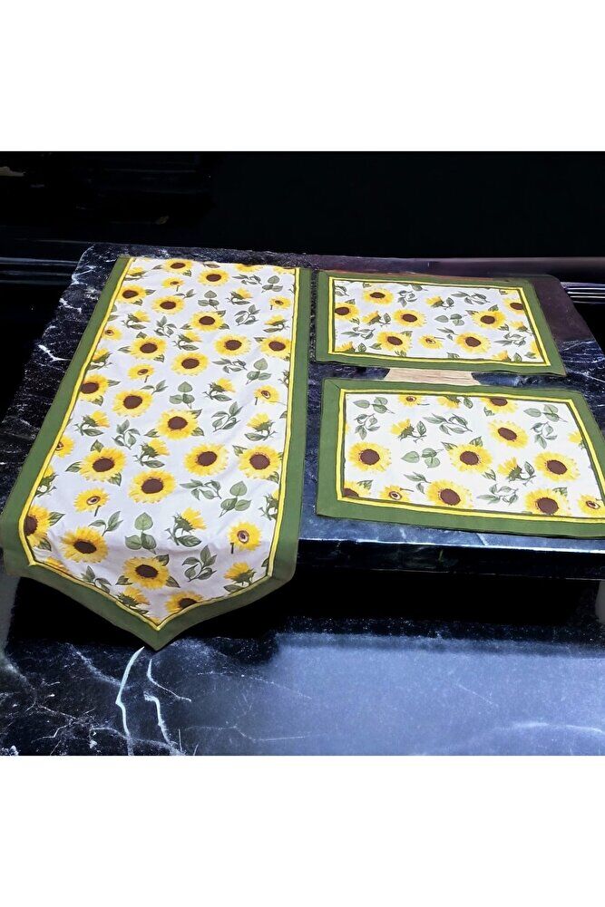 Ay Çiçekli Amerikan Servis