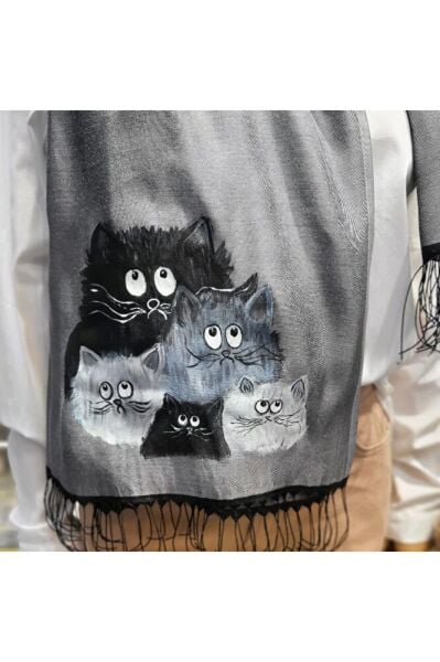 Şapşik Kediler Ailesi