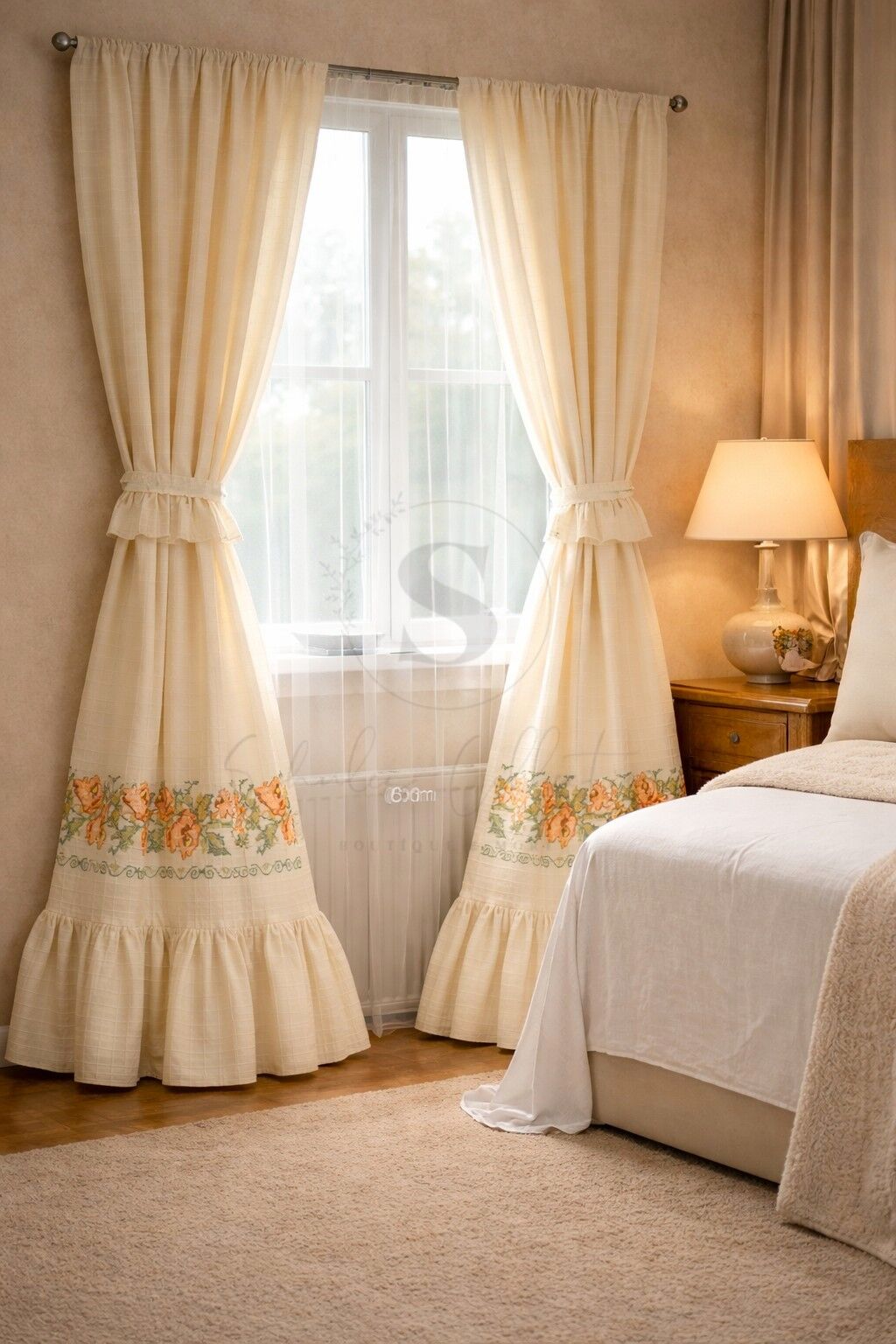 RETRO ALTTAN FIRFIRLI Kanaviçe TURUNCU GÜL  İşlemeli Fırfırlı Fon Perde 100 x 260