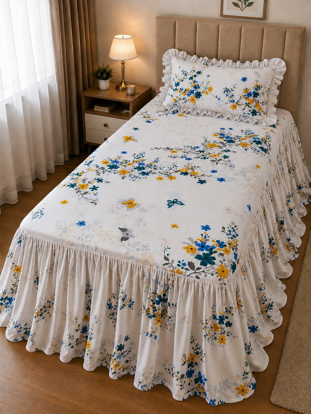 Vintage BAHAR  ÇİÇEKLİ-KELEBEKLİ Fırfırlı Etekli Lastikli Çarşaf Takımı 120 x 200