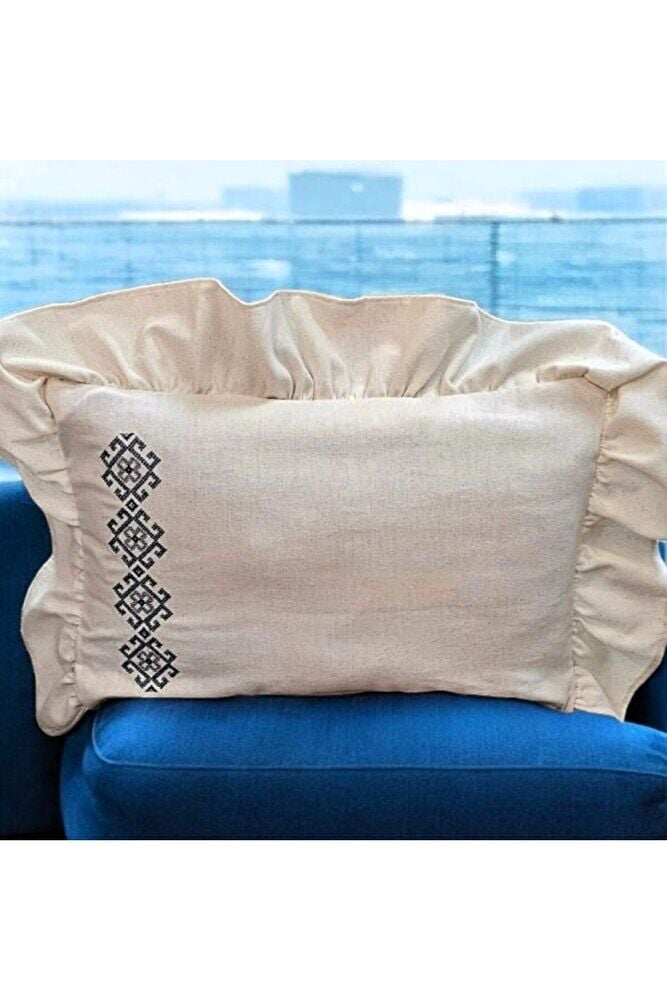 Yıkanmış Keten Dikdörtgen  Motif Kanaviçe Nakışlı Fırfırlı Kırlent Kılıfı