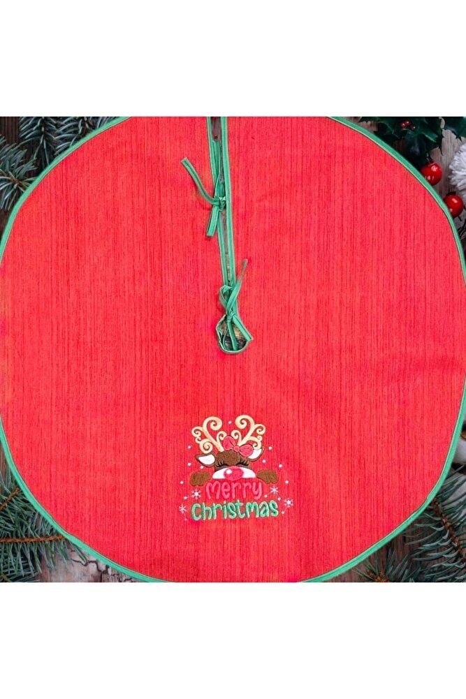 Geyik Nakişli Çam Ağaci Örtüsü