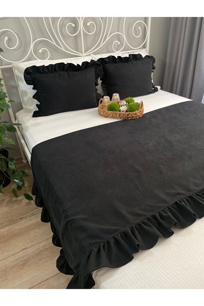 Siyah Fırfırlı Yatak Runner Kırlent Seti Yatak Şalı Yatak Örtüsü Set Çift Kişilik