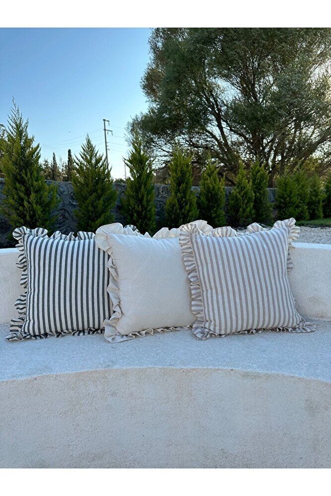 Yıkanmış Keten Bej Çizgili Bohem Fırfırlı Kırlent Kılıfı