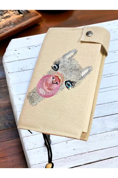 EL YAPIMI SAKIZ ŞİŞİREN LAMA Nakişli Kitap Kilifi