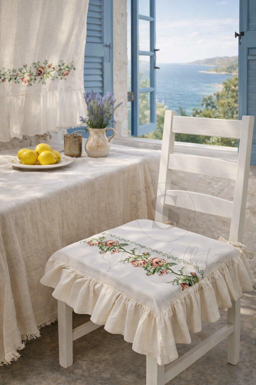 Romantik Ege TURUNCU GÜL KANAVİÇE Nakışlı Fırfırlı Sandalye Minderi