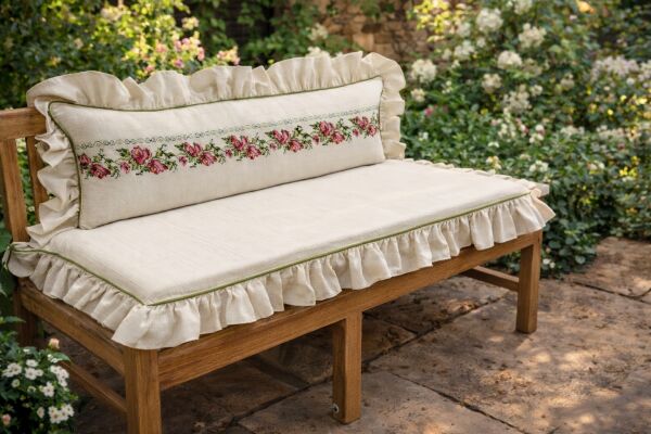 Kırmızı Gül Nakışlı Fırfırlı Bank Minder Seti Süngerli Oturum ve Sırt Yastığı 120x50 120x40 5 Cm  Buldan keteni  Sedir Minderi