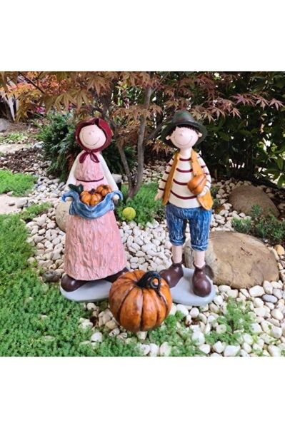 Kabak Tutan Kadın Adam Çiftçi Aile Heykeli  Pembe