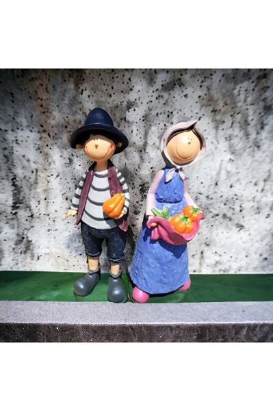 Kabak Tutan Kadın Adam Çiftçi Aile Heykeli  Mavi