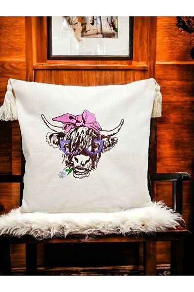 Kurdelali Cool Öküzcük Nakiş İşlemeli Yastik Kilifi & Kirlent