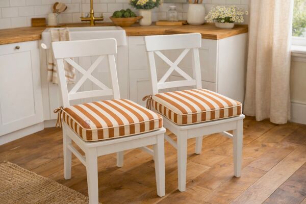 Kahverengi çizgili Sandalye Minderi 40x40x5 cm – Leke Tutmaz Sıvı İtici